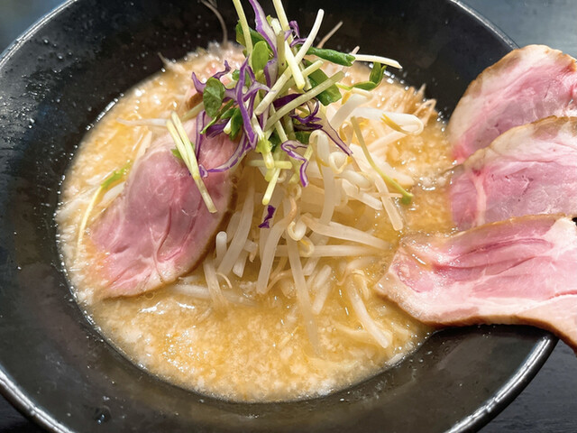 深夜のラーメン酒場 とん吉 甲府 ラーメン 食べログ 深夜のラーメン酒場 とん吉 甲府 ラーメン 食べログ