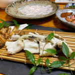 活海酒 - 黄金穴子の白焼き