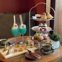 ザ タヴァン グリル＆ラウンジ - 