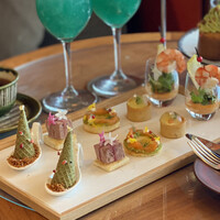 ザ タヴァン グリル＆ラウンジ - 