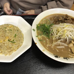 徳島ラーメン奥屋 - 