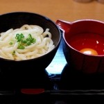 たまごやとよまる - かまたまうどん(300円)