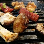 Oosaka Yakiniku Horumon Futago - 