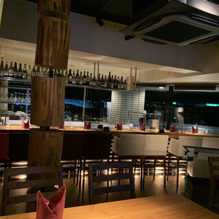 A beautiful, comfortable, hideaway space. Enjoy the night view of Shukugawa from a special seat
