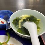 李餃子 - 定食のスープは中華定番の玉子スープでした。