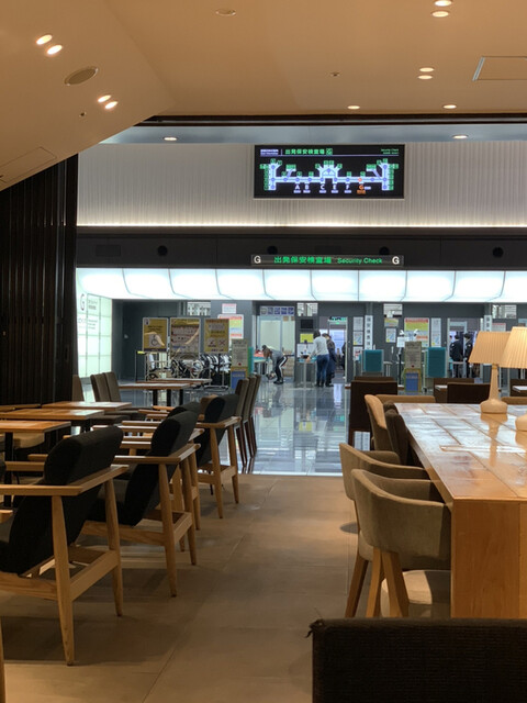 カフェ ラット ニジュウゴド 羽田空港第一ターミナル店 Caffe Lat 25 羽田空港第1ターミナル 東京モノレール カフェ 食べログ カフェ ラット ニジュウゴド 羽田空港第一ターミナル店 Caffe Lat 25 羽田空港第1ターミナル 東京モノレール カフェ 食べログ