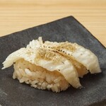 Sushi Sake Sakana Sugidama - えんがわの昆布〆炙り 