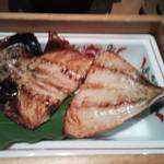 オーベルジュ土佐山 - 鯵が焼けました