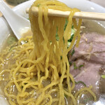 三ん寅 - 味噌チャーシュー麺大盛のパッツリ中細麺