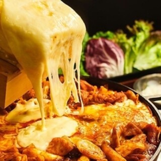 チーズタッカルビ食べ放題コース 女性2480円 男性2980円 とろ りチーズと旨辛タレが絶品 コース時間100分制 L O 70分 韓辛deli 神戸三宮元町店 元町 jr 韓国料理 食べログ チーズタッカルビ食べ放題コース 女性2480円 男性2980円 とろ りチーズと旨辛タレが絶品 コース時間100分制 L O 70分 韓辛deli 神戸三宮元町店 元町 jr 韓国料理 食べログ