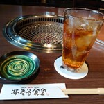 海老名食堂 - ランチサービスで黒ウーロン茶