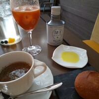 Lounge & Dining G - 