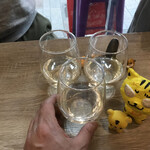 SAKE STAND CHIRO - 麒麟山で乾杯！