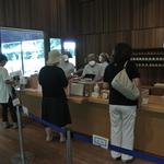 とらや工房 - 店内レジ