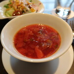 Camellia - スープ（ビーツ）