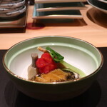 Washoku Yotsuba - 蒸し鮑、くわい、金時人参のねじり梅、筍、青菜、芋の炊き合わせ