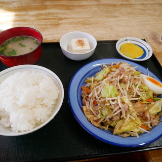 お食事処ひろ - 料理写真:野菜炒め定食