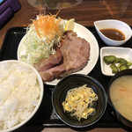 なかうらわ食堂 - ♪トンテキ定食￥935