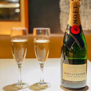 Three types of champagne are available at the villa ◎ Enjoy a special moment with mutton ◎