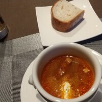 Bistro Kojiya - ミネストローネスープと胚芽パン