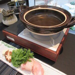 日本料理 TOBIUME - ふぐ鍋です