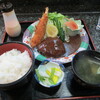 Wafuu Resuto Koshi - ハンバーグとエビフライ定食