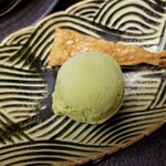 九兵衛旅館 - ◆『ズワイガニの膳』◆「デザート」◇宇治抹茶柚子あいす◇庄内麩のフィユタージュ