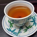 九兵衛旅館 - ◆『ズワイガニの膳』◆「ほうじ茶」