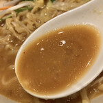 Bannai Mitohigashiten - 生姜の風味がよく効いたスープです