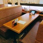 京寿司 - 6名用ボックス席