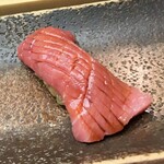 すし匠 - 大間本鮪の背トロ