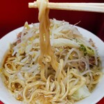 ラーメン二郎 - 麺、重いよ(^o^;)