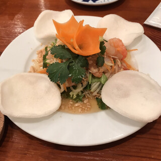 三宮 カフェ ランチ 喫煙