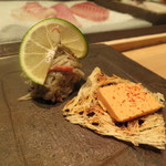 Sushi Rosan - 毛蟹の味噌和え・畳鰯に唐墨とクリームチーズを和えたもの