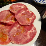 旨味熟成肉専門 焼肉 ふじ山 - 塩タン