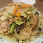 東園 - 肉野菜炒め 650円