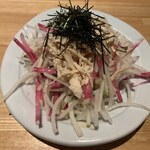 Kamado ka - 蒸し鶏と大根のサラダ（ハーフ）　390円（税抜）