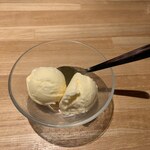 Kamado ka - アイスクリーム　190円（税抜）