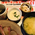 Mokkei - 小鉢と味噌汁