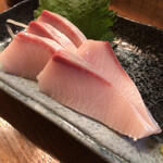 わかたろう - ブリ刺し