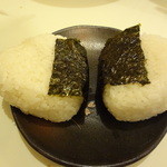 麺屋 マルニ - チャーマヨおにぎり（２個）　180円