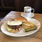 GRILL BURGER CLUB SASA - 【1月Monthly Burger】 『黒薬味香る半熟てりたまBURGER￥1150』