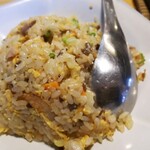 大島慶珉 - 具だくさんの炒飯