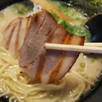 大島慶珉 - 炙りチャーシュー