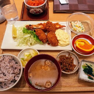 姫路駅でおすすめの美味しい定食 食堂をご紹介 食べログ 姫路駅でおすすめの美味しい定食 食堂をご紹介 食べログ