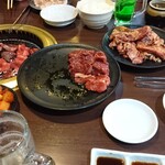 テーブルオーダーバイキング 焼肉 王道 - 