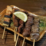 じんざえ門 - 2012.8 5本セット（788円）とり、つくね、レバー、砂肝、ハツ