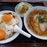 重松飯店 - Cセット(ラーメン+焼豚玉子飯小)850円