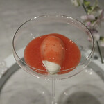 Yama  - ふきのとうのアイスと苺ソース