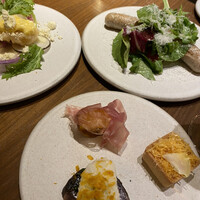 ERUTAN RESTAURANT BAR - 